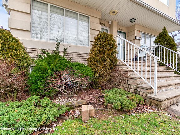3rd image of 120 Suffolk Ave