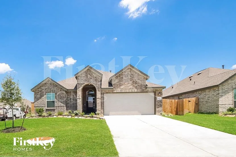18909 Collina Way