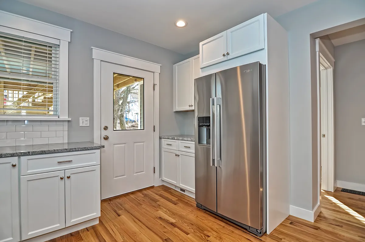 Building Photo - 503 Winchester Ave #1