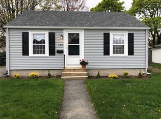 125 Pheasant Ave, Warwick, RI 02886