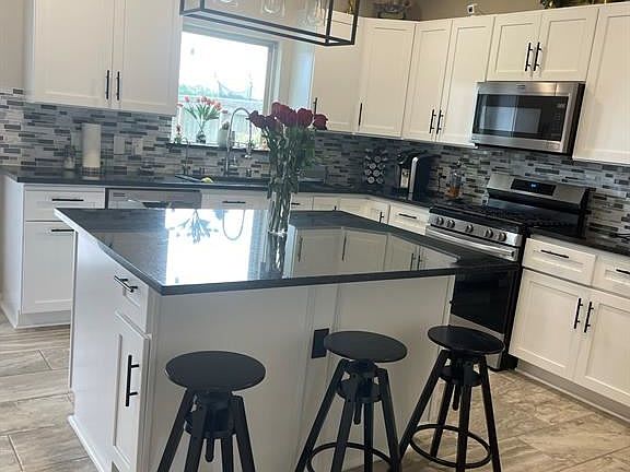 3rd image of 13418 Katy Knoll Ct