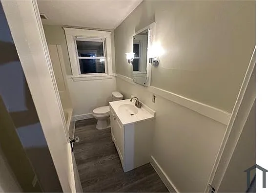 448 Hamilton St #B — Photo 9