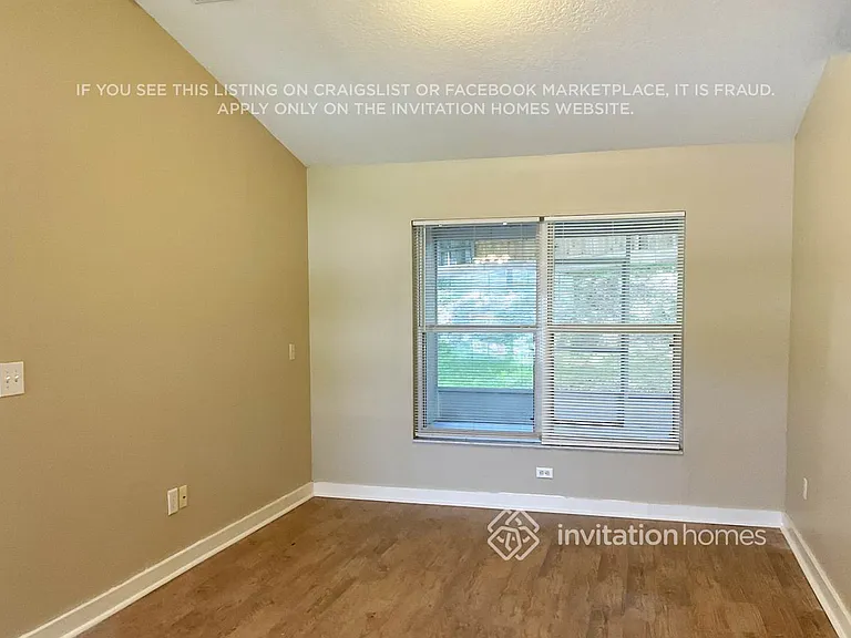 1131 Windy Bluff Dr — Photo 4