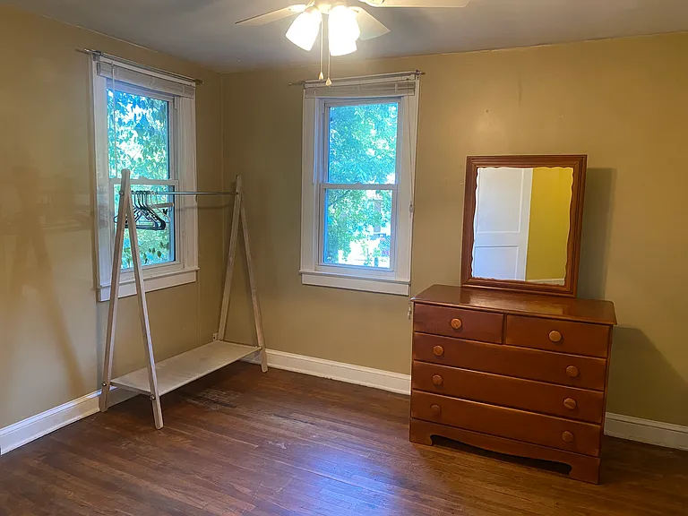 166 Courtland Pl #UP — Photo 8