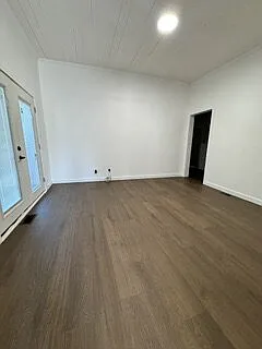 204 Spring St — Photo 3