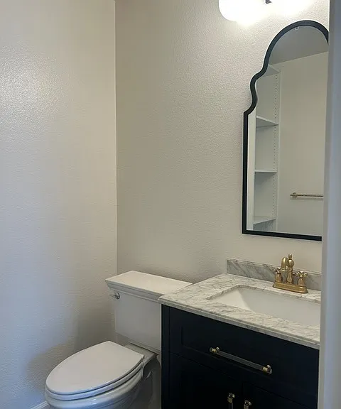 1320 Stevenson St — Photo 4