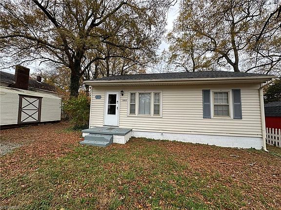 2nd image of 1011 Bellvue St