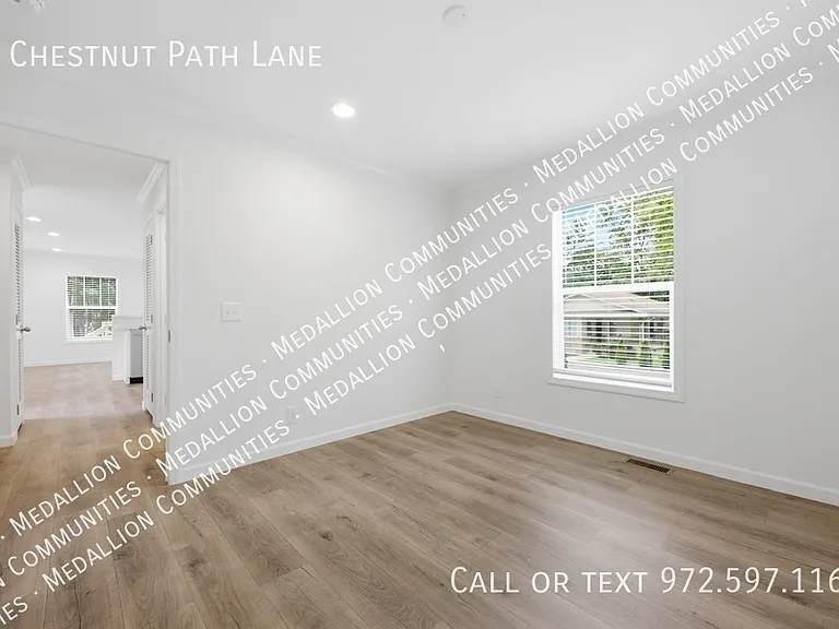 7 Chestnut Path Ln — Photo 14