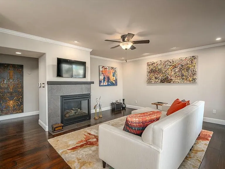 155 Village Dr — Photo 8
