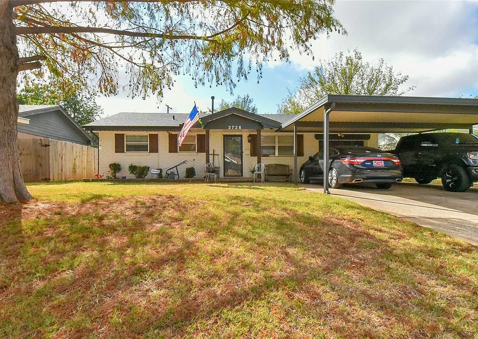 1st image of 2728 SW 83rd St