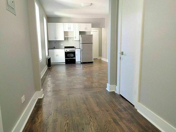 2nd image of 285 Park Pl #1