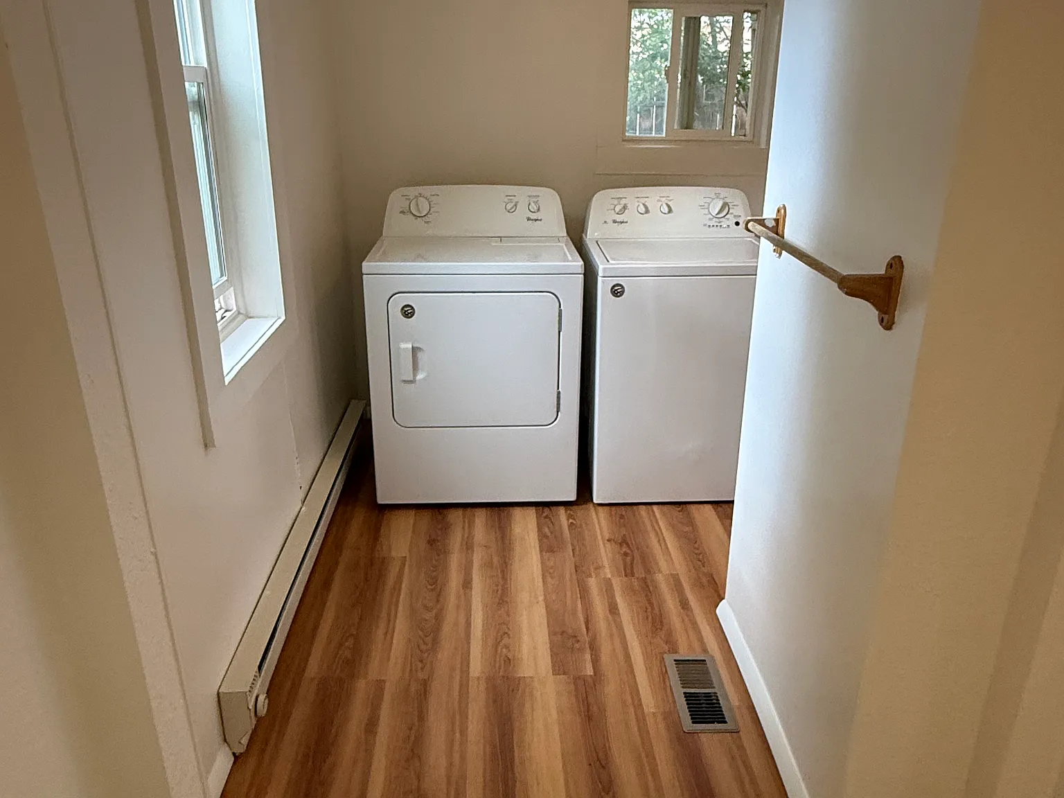 2 bed, 876 sqft, $1,500 — Photo 1
