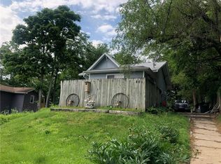 801 Bancroft St, Des Moines, IA 50315