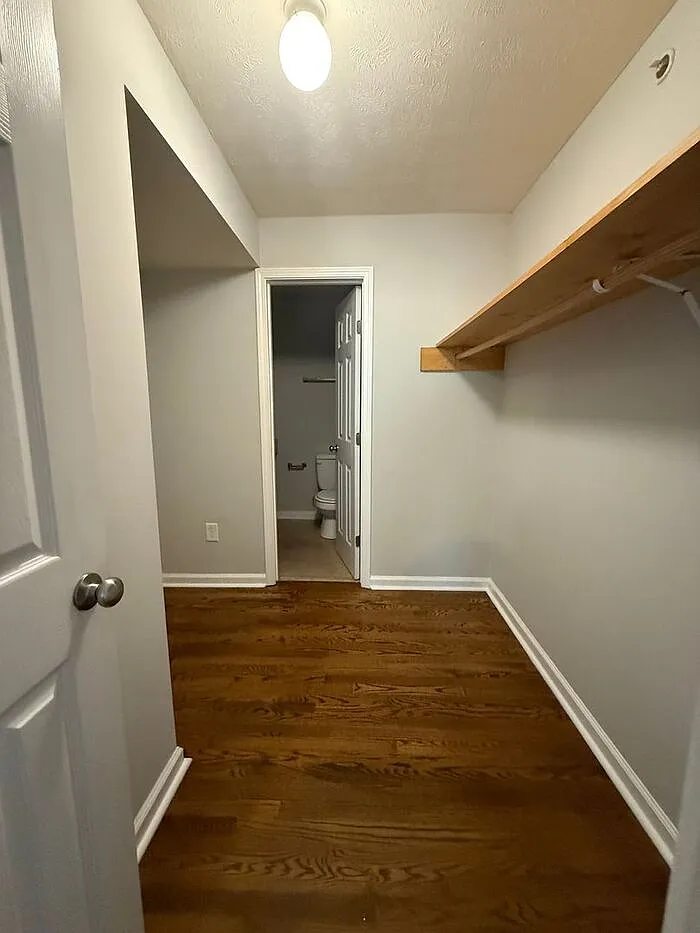 2 bed, 2.0 bath, 1096 sqft, $995 — Photo 4