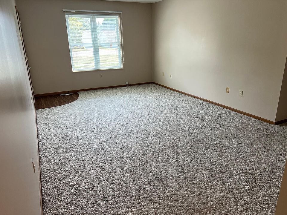 1st image of 3536 Weiss St #2