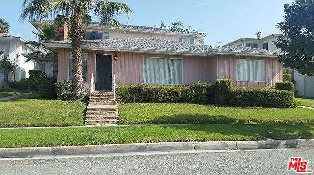 2nd image of 5253 W Slauson Ave