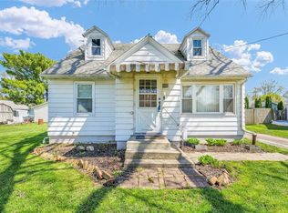 316 S Worth St, Sullivan, IL 61951