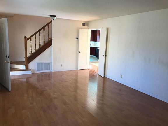 2nd image of 3345 Cropley Ct