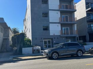 4231 McLaughlin Ave APT 402, Los Angeles, CA 90066