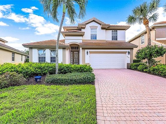 4th image of 9239 Oak Strand DR