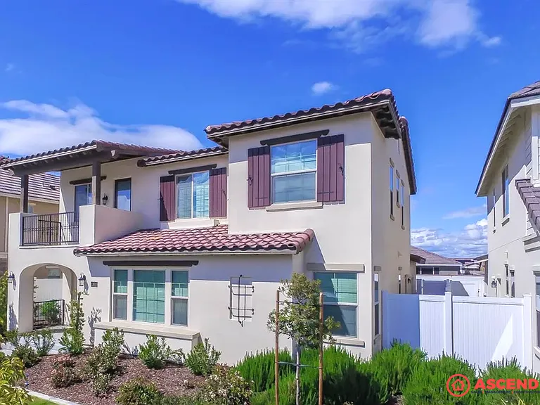 11610 Campus Park Dr — Photo 2