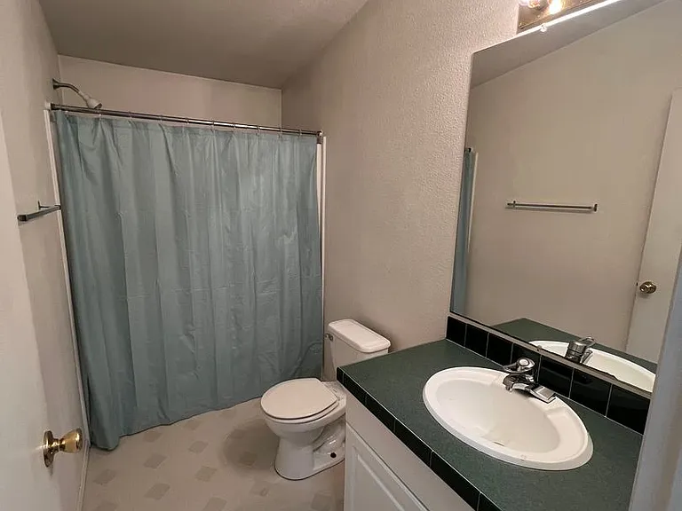 2976 Spinnaker Dr — Photo 13