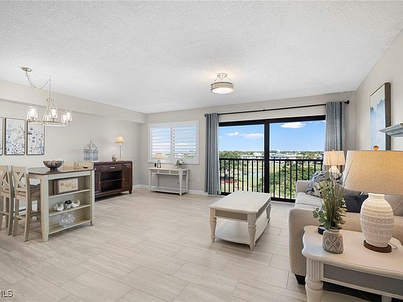 4th image of 7406 Lake Breeze Dr APT 613