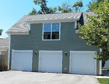 2nd image of 1519 Elmwood Ave