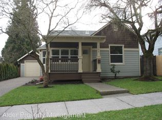1734 SE Nehalem St, Portland, OR 97202