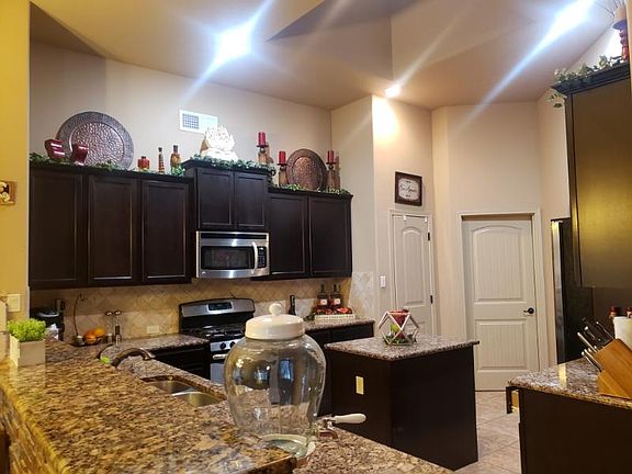 3rd image of 14339 Desert Sunset Dr