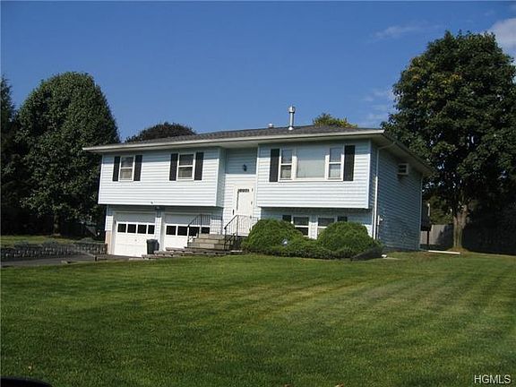 2nd image of 204 Dairy Ln