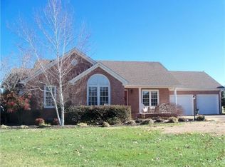 568 Annie Rooney Rd, Lawrenceburg, TN 38464