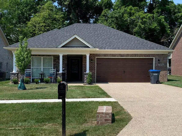 8414 Gainsborough Dr, Louisville, KY 40291
