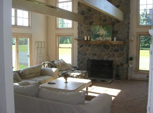 4 Buck Head Dr, Lebanon, NJ 08833