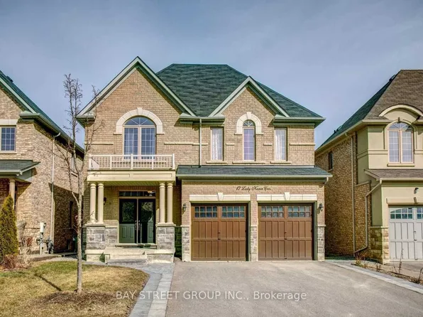 17 Lady Karen Cres, Vaughan, ON L6A 0X4