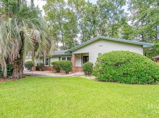 10 Barrington Cir, Savannah, GA 31419