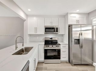 6800 Royal Palm Blvd APT 302F, Margate, FL 33063