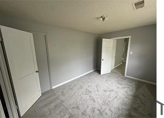 2428 N Kitley Ave — Photo 6