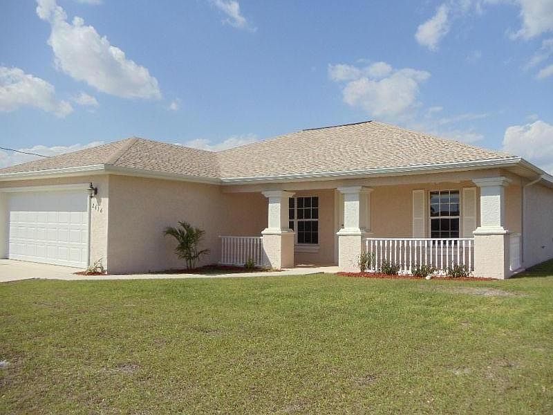 2616 62nd St W, Lehigh Acres, FL 33971