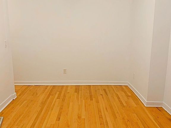 5th image of 240 W 15th St APT 11
