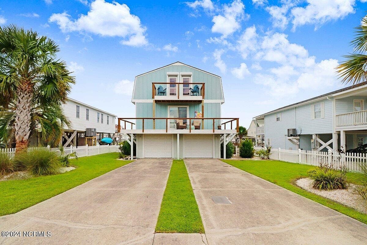 6114 6th Street, Surf City, NC 28445 | Zillow