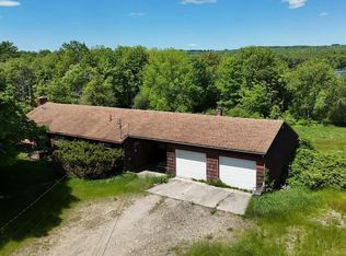 642 River Road, Greene, ME 04236