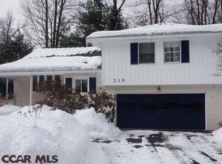 218 Canterbury Dr, State College, PA 16803