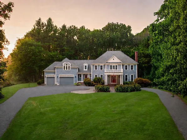 28 Cutler Farm Rd, Sudbury, MA 01776