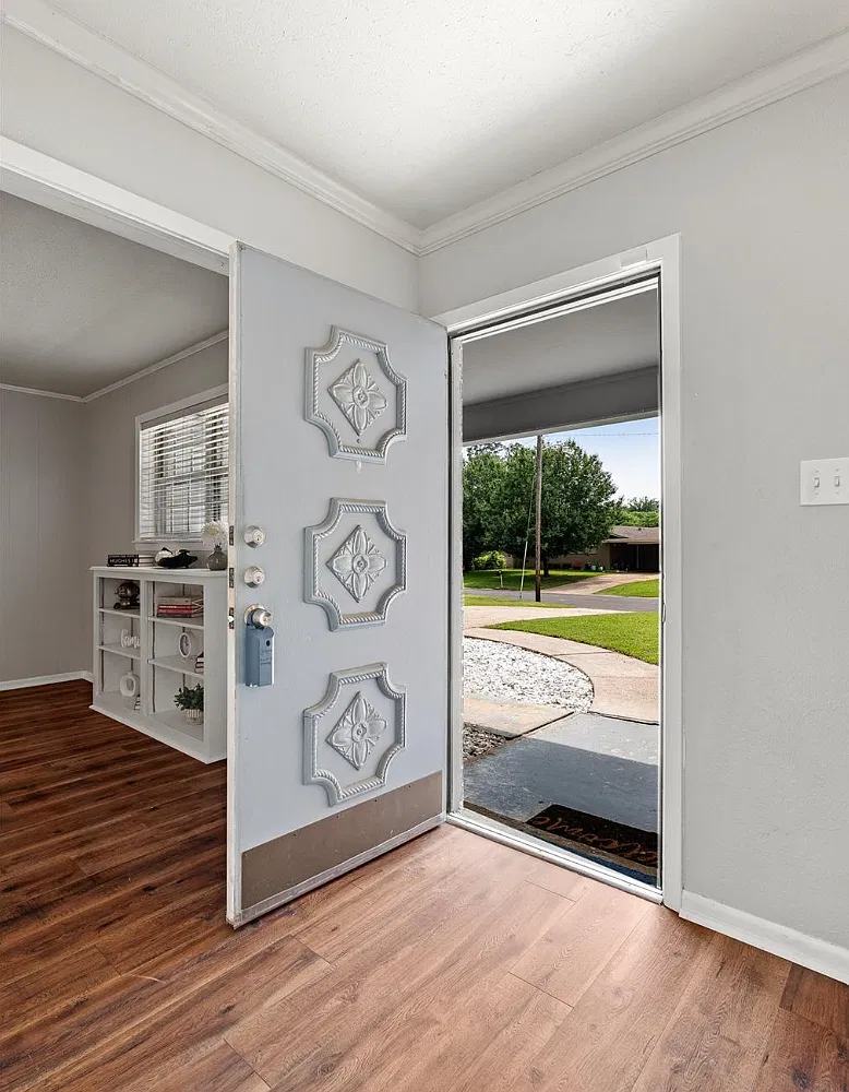 3 bed, 1710 sqft, $1,650 — Photo 3