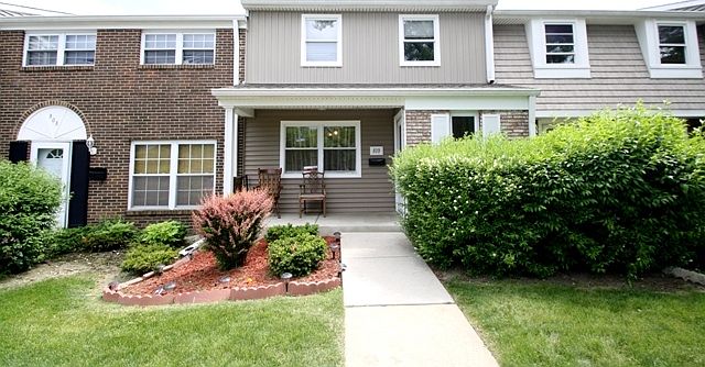 1st image of 810 Dunbar Ct