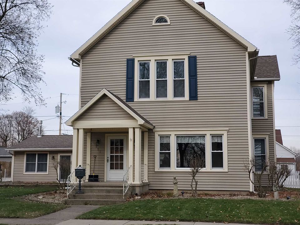 1st image of 727 E Mitchell St