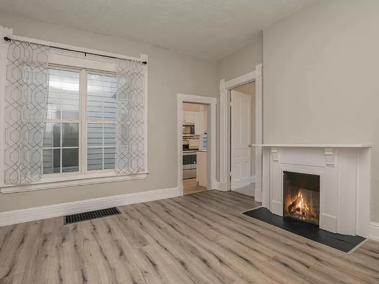 1811 Scott Blvd #1 — Photo 9