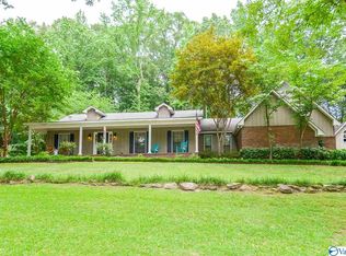 2916 W Chapel Hill Rd SW, Decatur, AL 35603