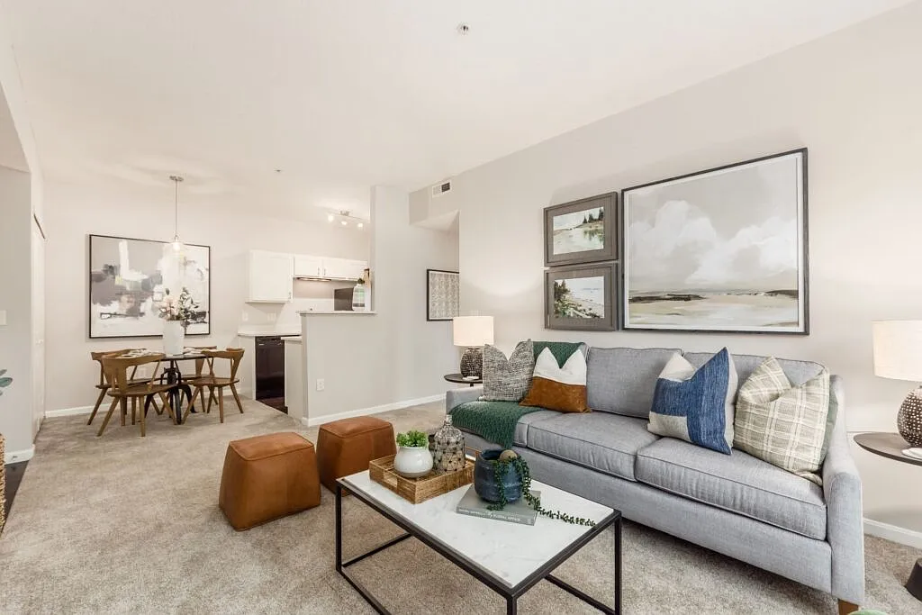 1 bed, 678 sqft, $1,090 — Photo 3